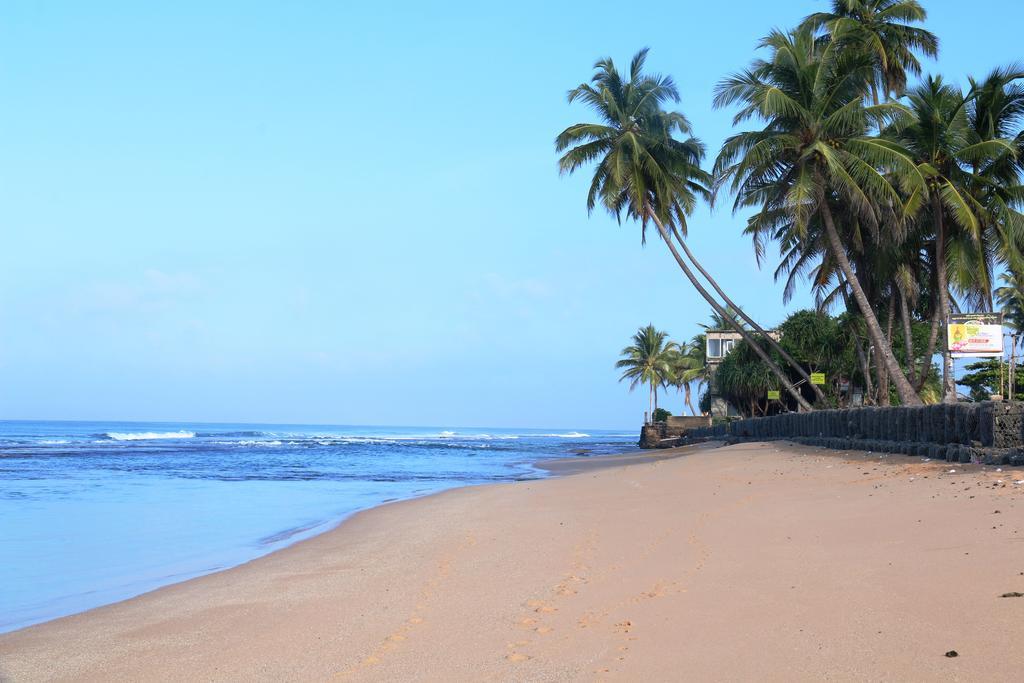 Akurala Beach Park ヒッカドゥワ エクステリア 写真